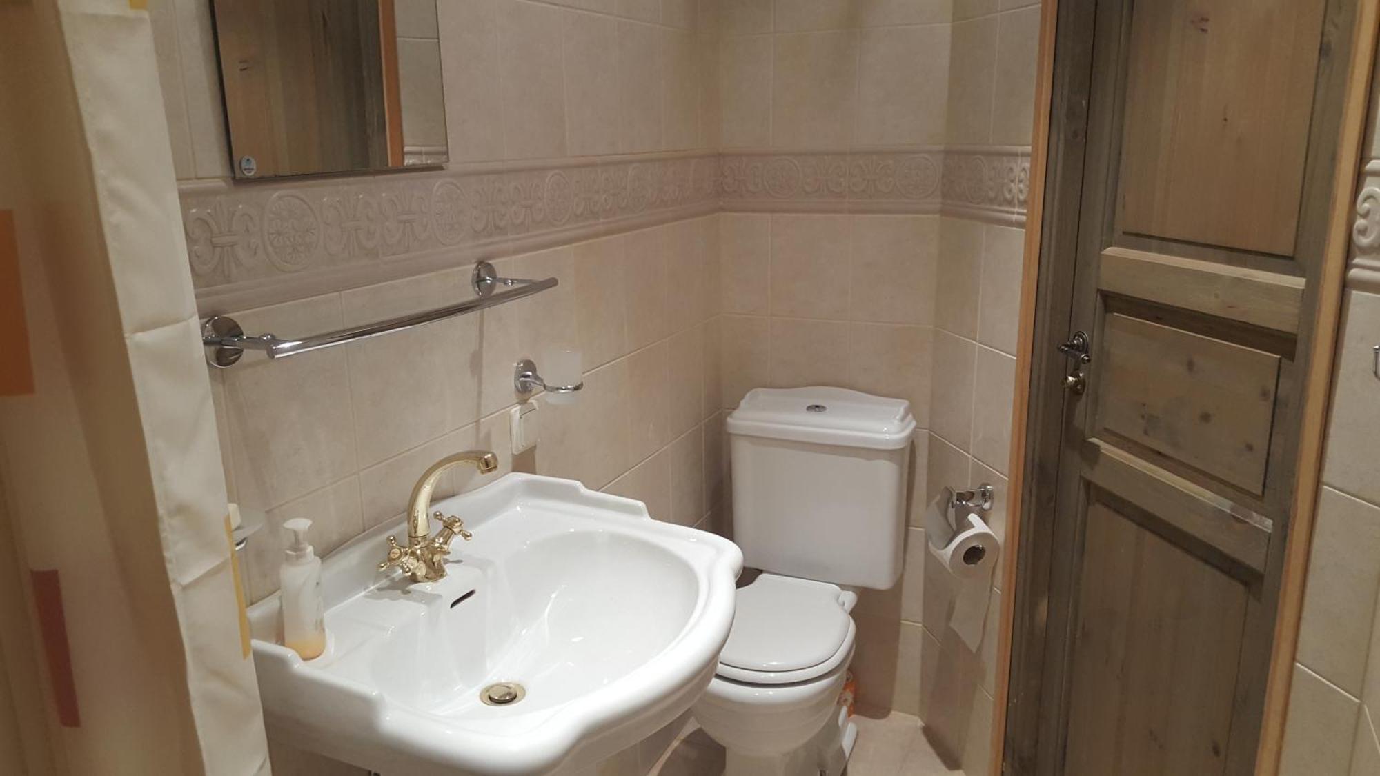 Deluxe Apartments In The City Center With Balcony Parnu Ngoại thất bức ảnh
